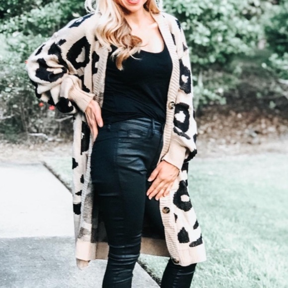Leopard Printed long button cardigan Sweater - Picture 3 of 5